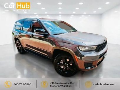 Used 2023 Jeep Grand Cherokee L Laredo