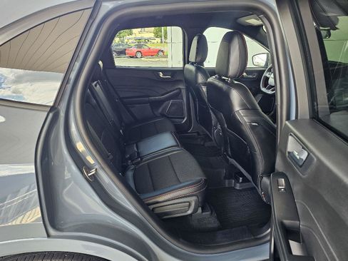 Used 2024 Ford Escape ST-Line w/ Tech Pack #1 AWD/4WD image 14