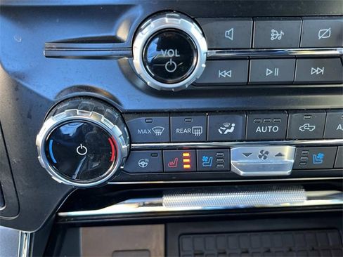 Used 2023 Ford F150 Lariat w/ Equipment Group 502A High image 35