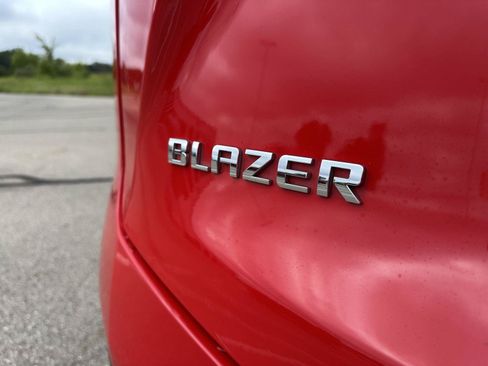 Used 2021 Chevrolet Blazer LT FWD image 12