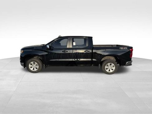 Used 2023 Chevrolet Silverado 1500 LT w/ Protection Package AWD/4WD image 5