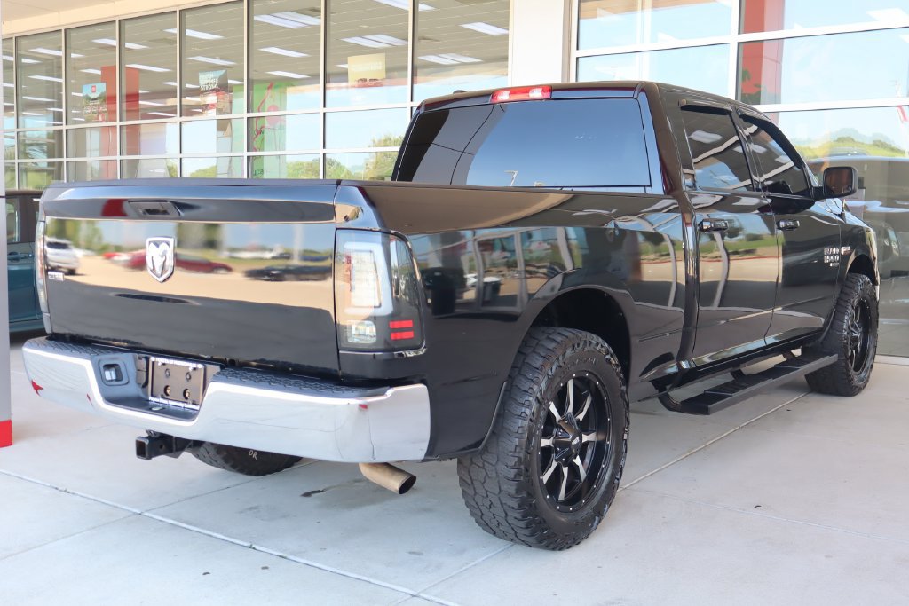 Used 2021 RAM 1500 Classic SLT AWD/4WD image 8