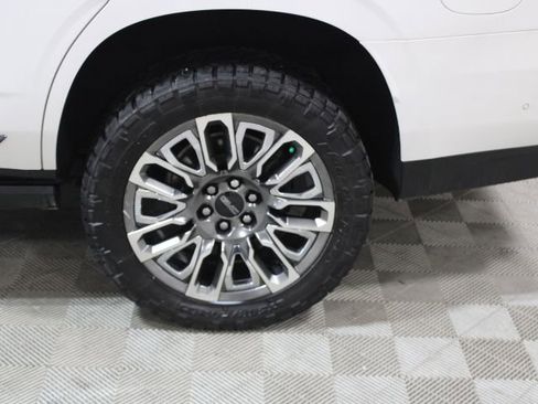 Used 2023 GMC Yukon Denali Ultimate image 46
