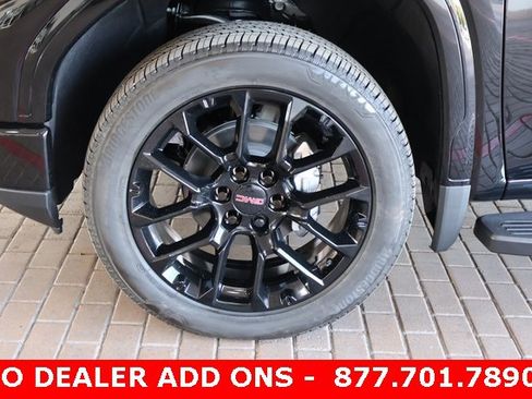 New 2026 GMC Sierra 1500 Denali w/ Technology Package image 9