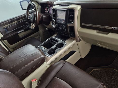 Used 2016 RAM 1500 Laramie Longhorn w/ Convenience Group AWD/4WD image 34