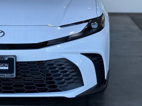 New 2026 Toyota Camry SE image 5