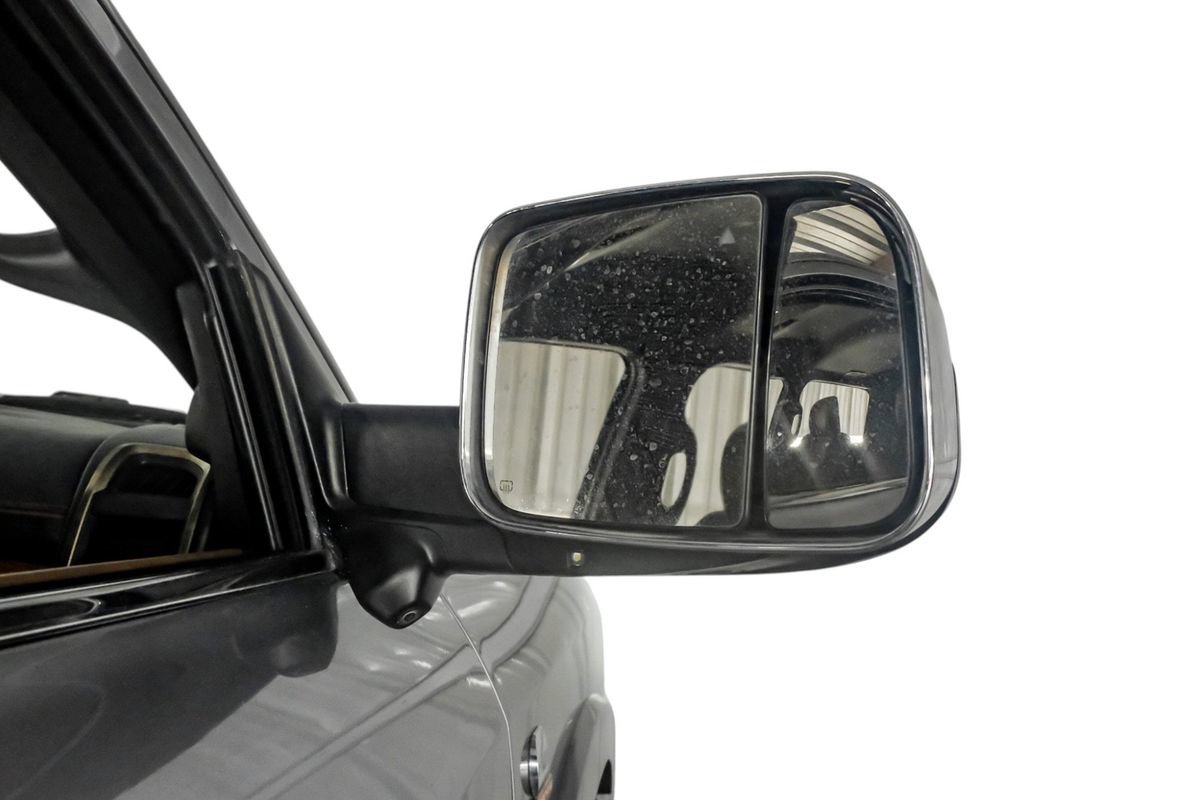 Used 2022 RAM 3500 Limited AWD/4WD image 42