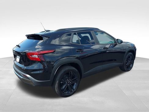 New 2026 Chevrolet Trax ACTIV w/ Driver Confidence Package FWD image 5