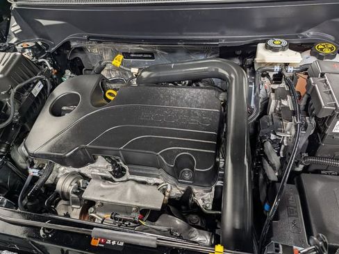 Certified 2023 Chevrolet Equinox LT image 28