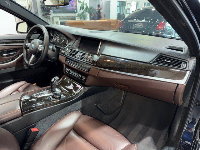 Used 2015 BMW 550i Sedan RWD image 61