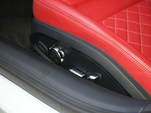 Used 2022 Audi R8 V10 performance RWD image 24