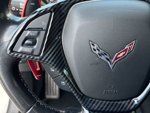 Used 2018 Chevrolet Corvette Stingray Convertible w/ 1LT RWD image 17