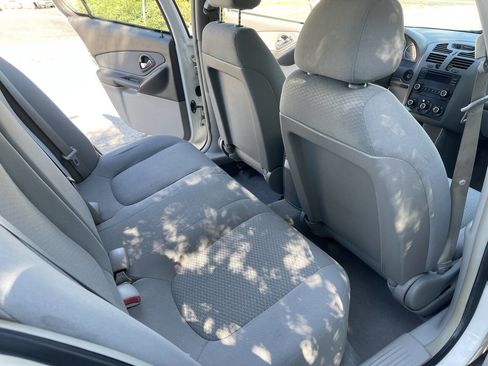 Used 2007 Chevrolet Malibu LS image 17