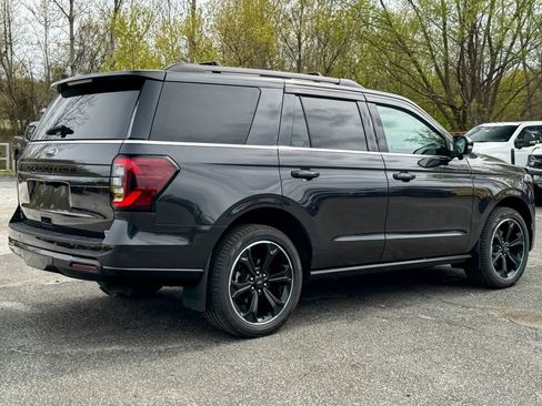 Certified 2024 Ford Expedition Limited AWD/4WD image 3