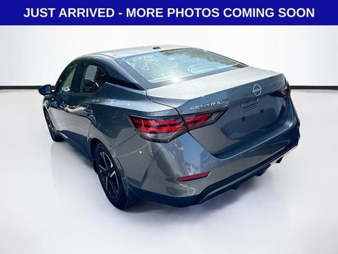 Used 2025 Nissan Sentra SV FWD image 5