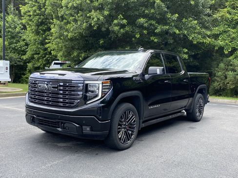 Used 2022 GMC Sierra 1500 Denali Ultimate AWD/4WD image 5