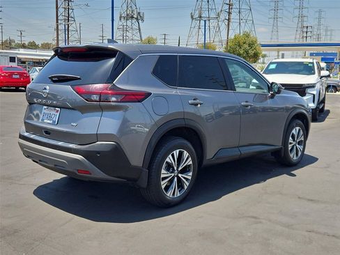 Used 2021 Nissan Rogue SV FWD image 29