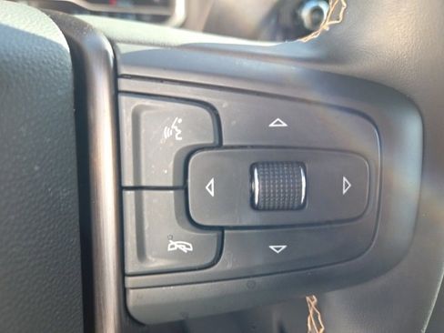 Used 2025 GMC Sierra 2500 AT4 image 13