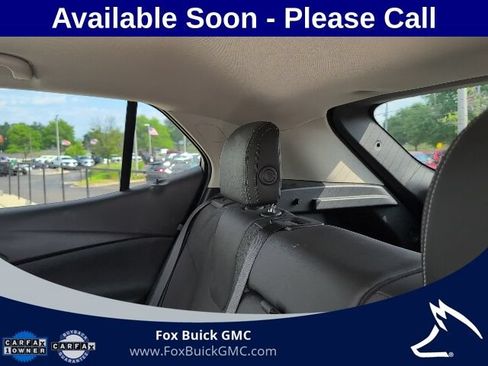 Used 2025 Buick Encore GX Preferred w/ Comfort Package FWD image 8