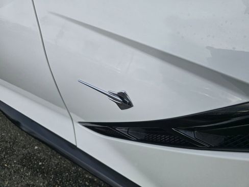 Used 2019 Chevrolet Corvette Stingray Coupe w/ Battery Protection Package image 15