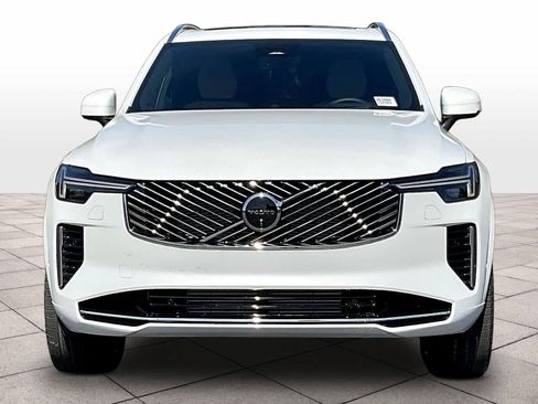 New 2026 Volvo XC90 T8 Ultra w/ Lounge Package image 5