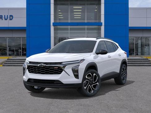 New 2026 Chevrolet Trax RS w/ Driver Confidence Package image 30