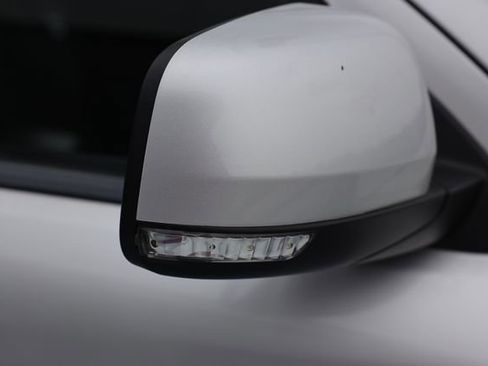 Used 2011 Dodge Durango Crew AWD/4WD image 8