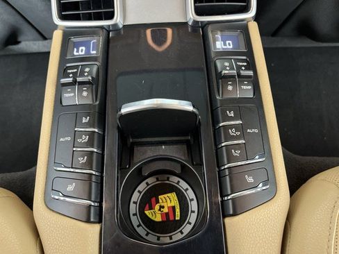 Used 2015 Porsche Panamera w/ Premium Package Plus RWD image 44