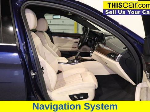 Used 2019 BMW 530i w/ Convenience Package RWD image 13