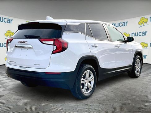 Used 2024 GMC Terrain SLE image 6