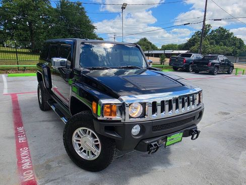 Used 2006 HUMMER H3 w/ Chrome Appearance Package AWD/4WD image 55