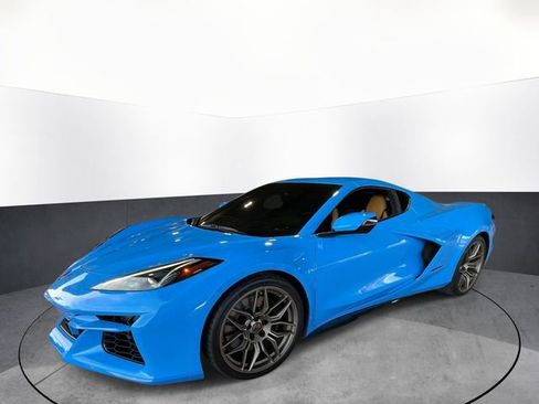 Used 2023 Chevrolet Corvette Z06 w/ Stealth Interior Trim Package RWD image 3