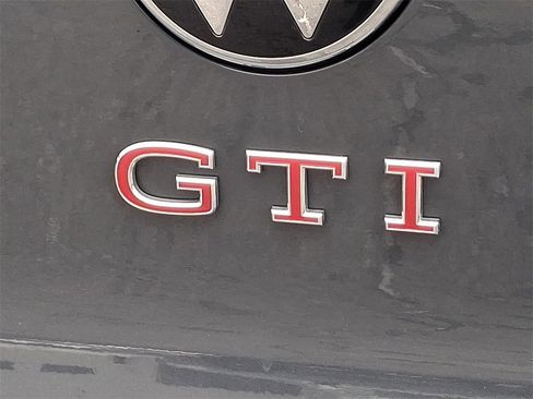 Used 2024 Volkswagen GTI SE image 31