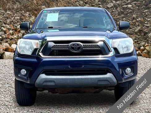 Used 2013 Toyota Tacoma 4x4 Double Cab w/ SR5 Pkg image 3
