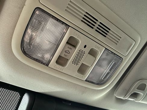 Used 2020 Honda Civic EX image 23