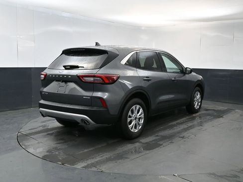 Used 2023 Ford Escape Active AWD/4WD image 5
