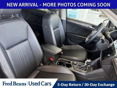 Used 2024 Volkswagen Tiguan SE AWD/4WD image 6