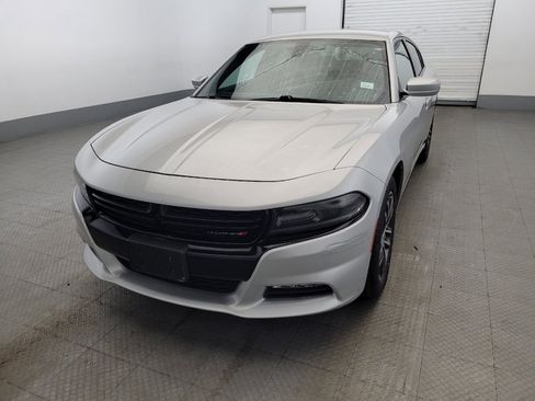 Used 2019 Dodge Charger SXT AWD/4WD image 15