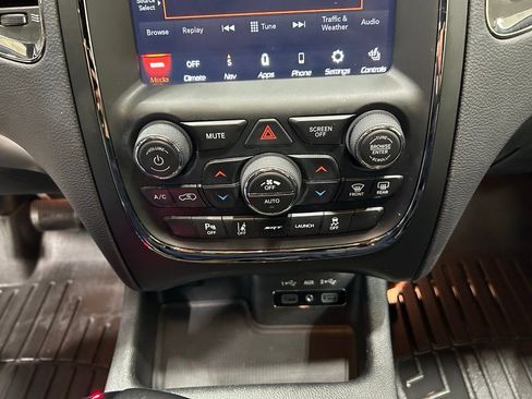 Used 2020 Dodge Durango SRT w/ Technology Group AWD/4WD image 24
