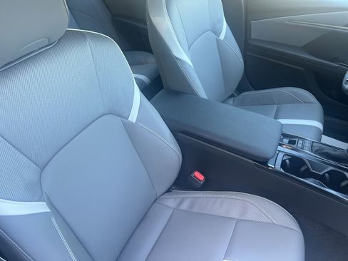 Used 2026 Toyota Camry SE FWD image 12