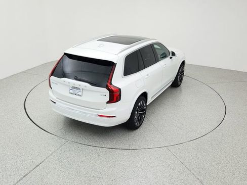 New 2026 Volvo XC90 B6 Plus w/ Protection Package Premier image 15