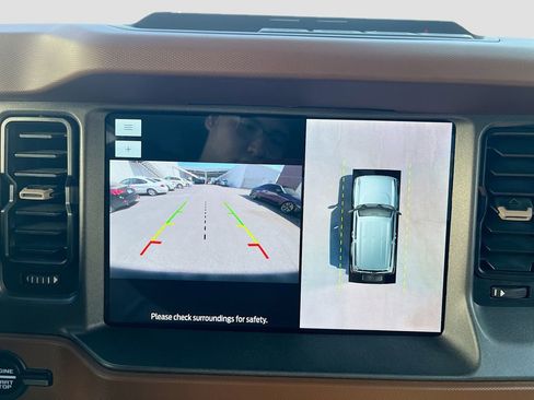 Used 2024 Ford Bronco Outer Banks image 14