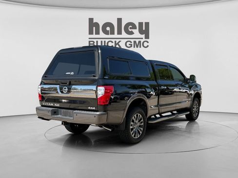 Used 2018 Nissan Titan Platinum Reserve w/ Platinum Utility Package AWD/4WD image 5