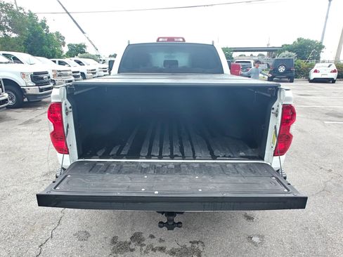 Used 2016 Toyota Tundra SR w/ Tow Package RWD image 7