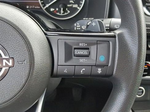 Certified 2023 Nissan Rogue SV image 22