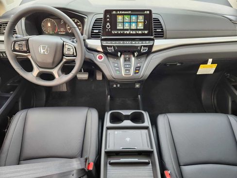 Used 2026 Honda Odyssey EX-L image 21