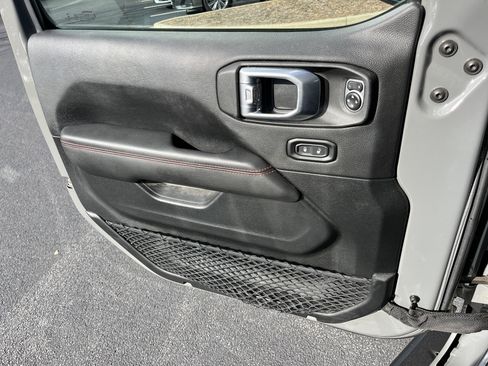 Used 2021 Jeep Wrangler Unlimited Rubicon image 14