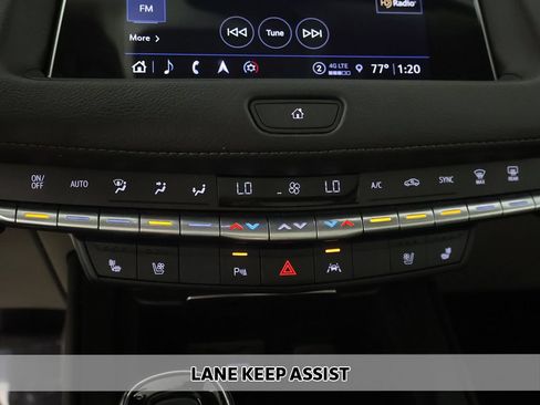 Used 2023 Cadillac XT4 Premium Luxury AWD/4WD image 5