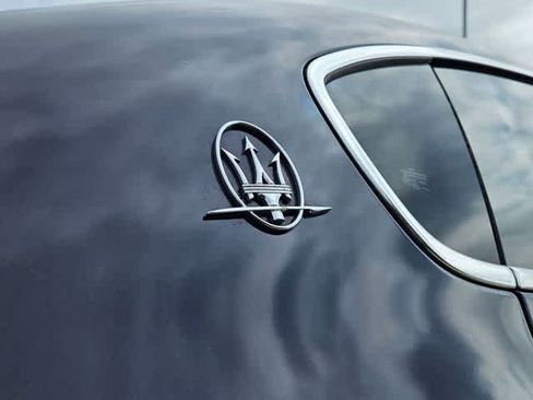 Used 2015 Maserati Quattroporte S Q4 image 11