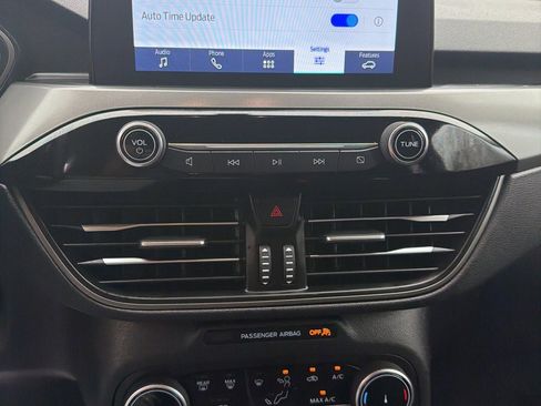 Certified 2025 Ford Escape Active w/ Cold Weather Package image 21